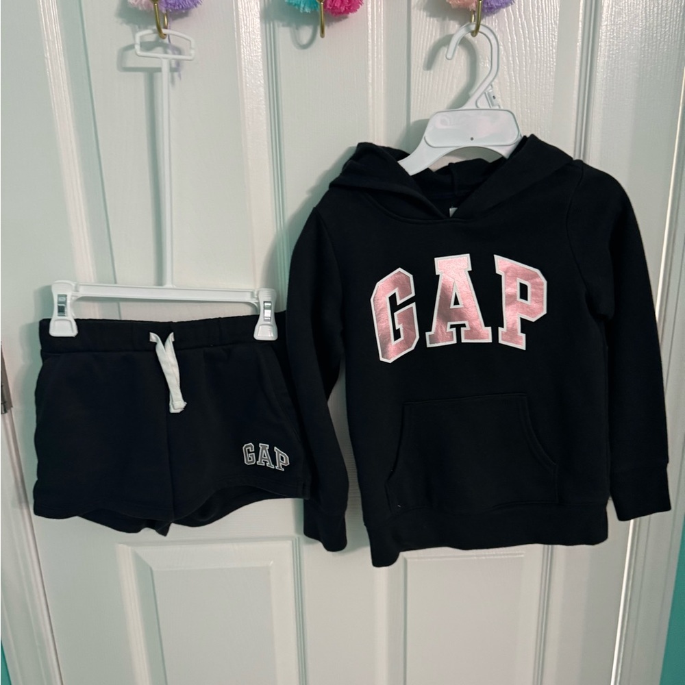 GAP Black Hoodie and Shorts with Pink Logo